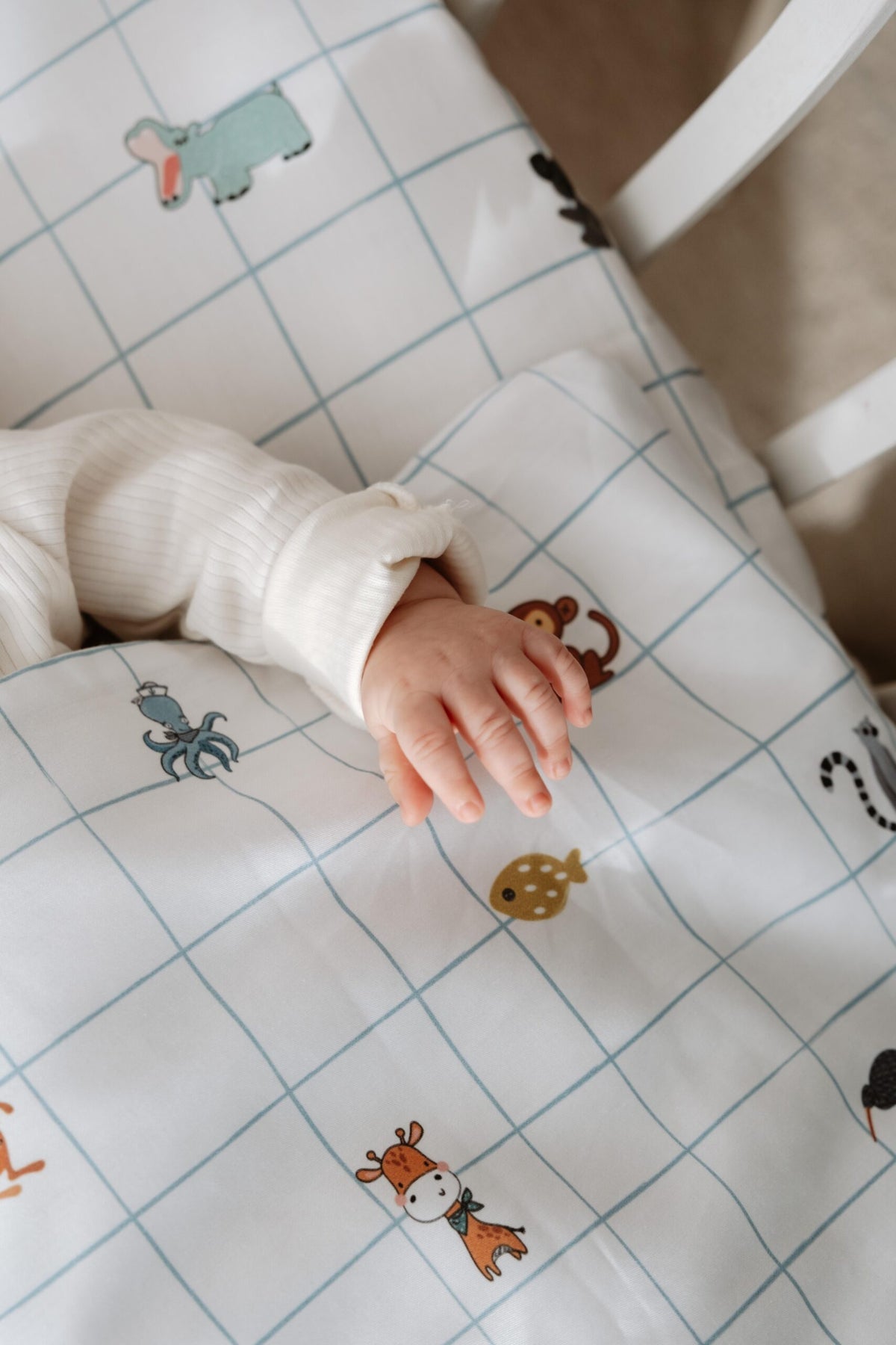 Animal Grid Bedding Set product image 3 by Dos Junior