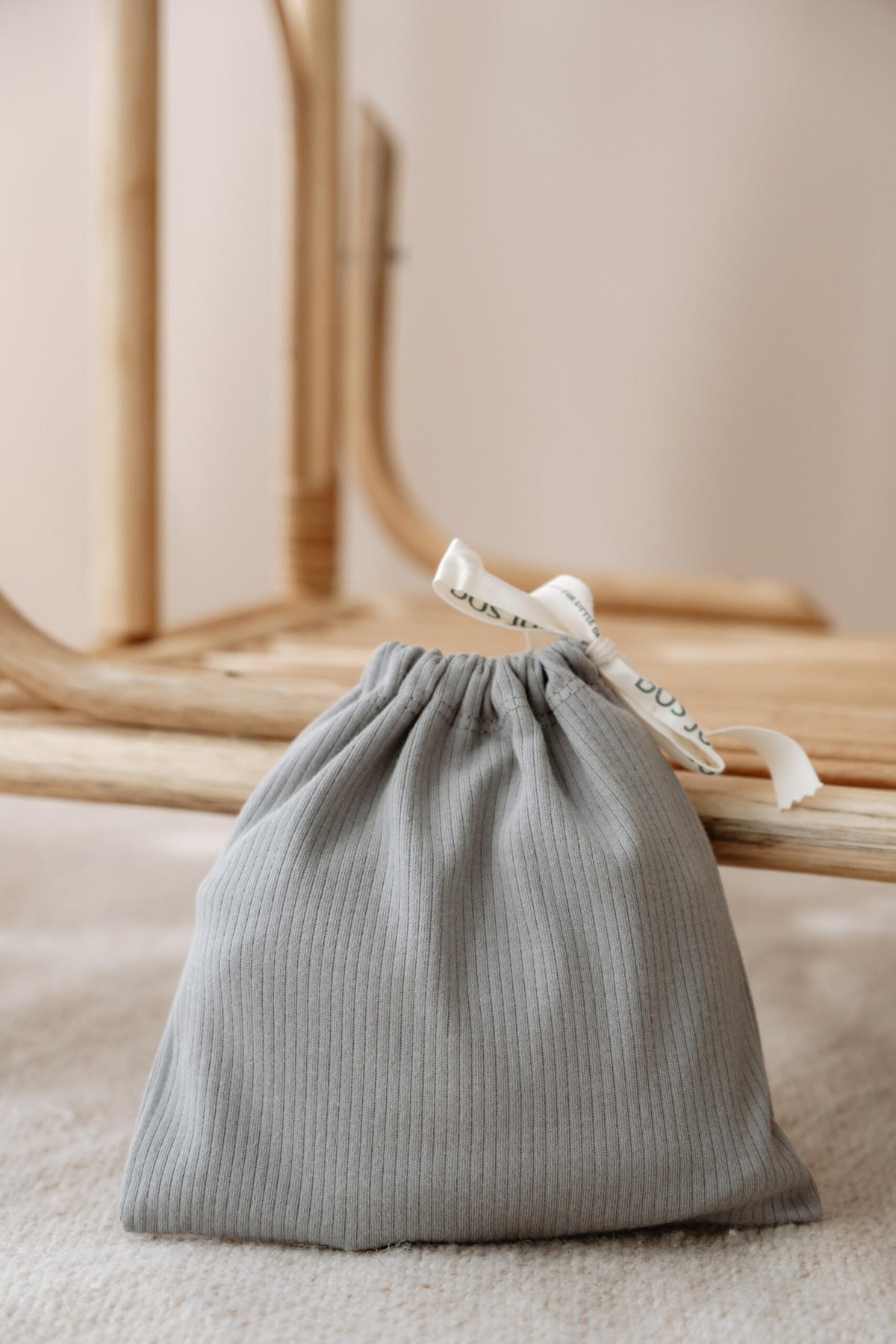 Cotton Newborn Gray Knotted Gown & Hat Set product image 5 by Dos Junior