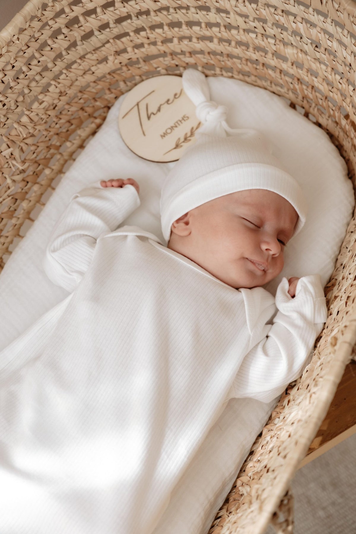 Cotton Newborn Pure Knotted Gown & Hat Set product image 5 by Dos Junior
