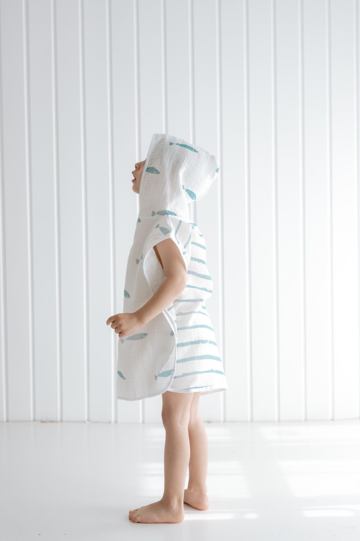 Marine Hooded Towel Poncho for Kids product image 3 by Dos Junior