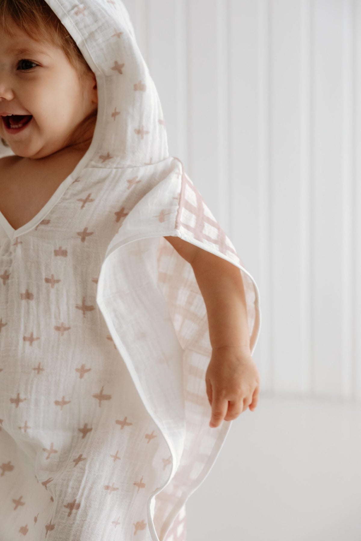 Love Hooded Towel Poncho for Kids product image 4 by Dos Junior