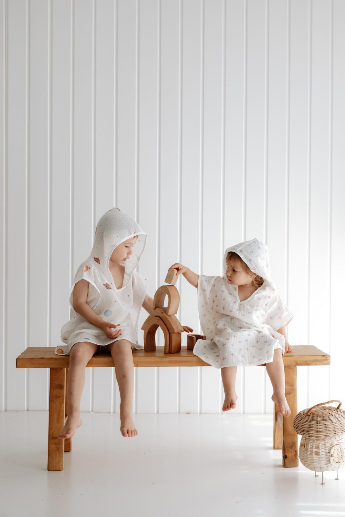 Love Hooded Towel Poncho for Kids product image 5 by Dos Junior