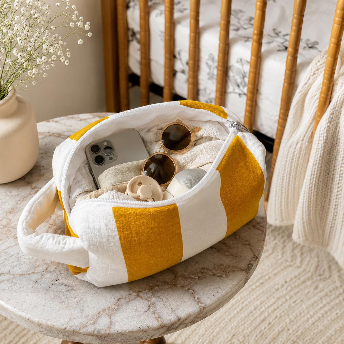 Mom & Baby Yellow Diaper Pouch product image 4 by Dos Junior