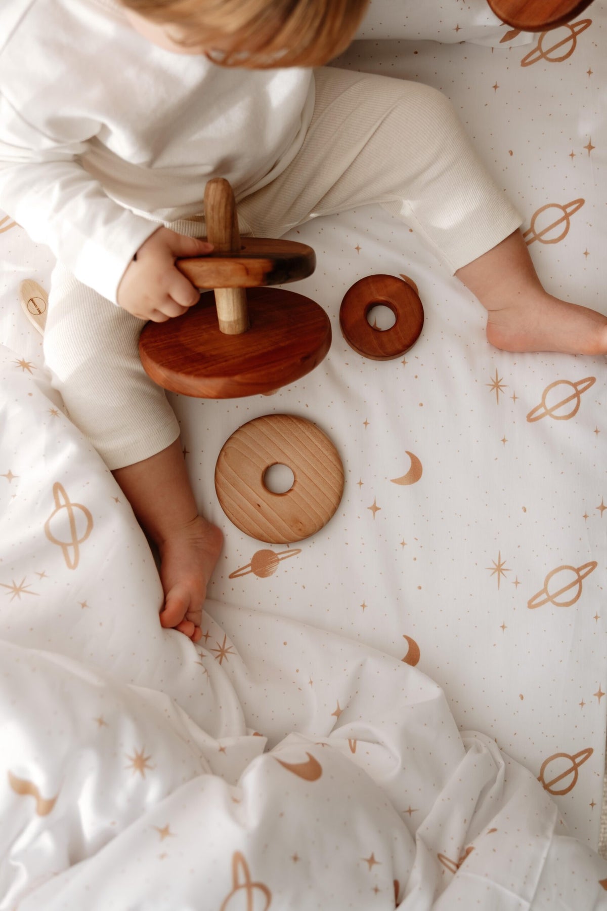 Moon and Stars Bedding Set product image 9 by Dos Junior