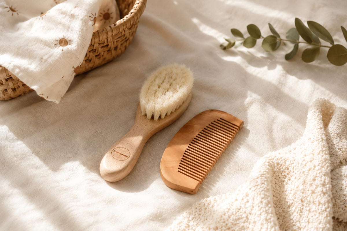 Baby Hair Brush & Comb Set product image 3 by Dos Junior
