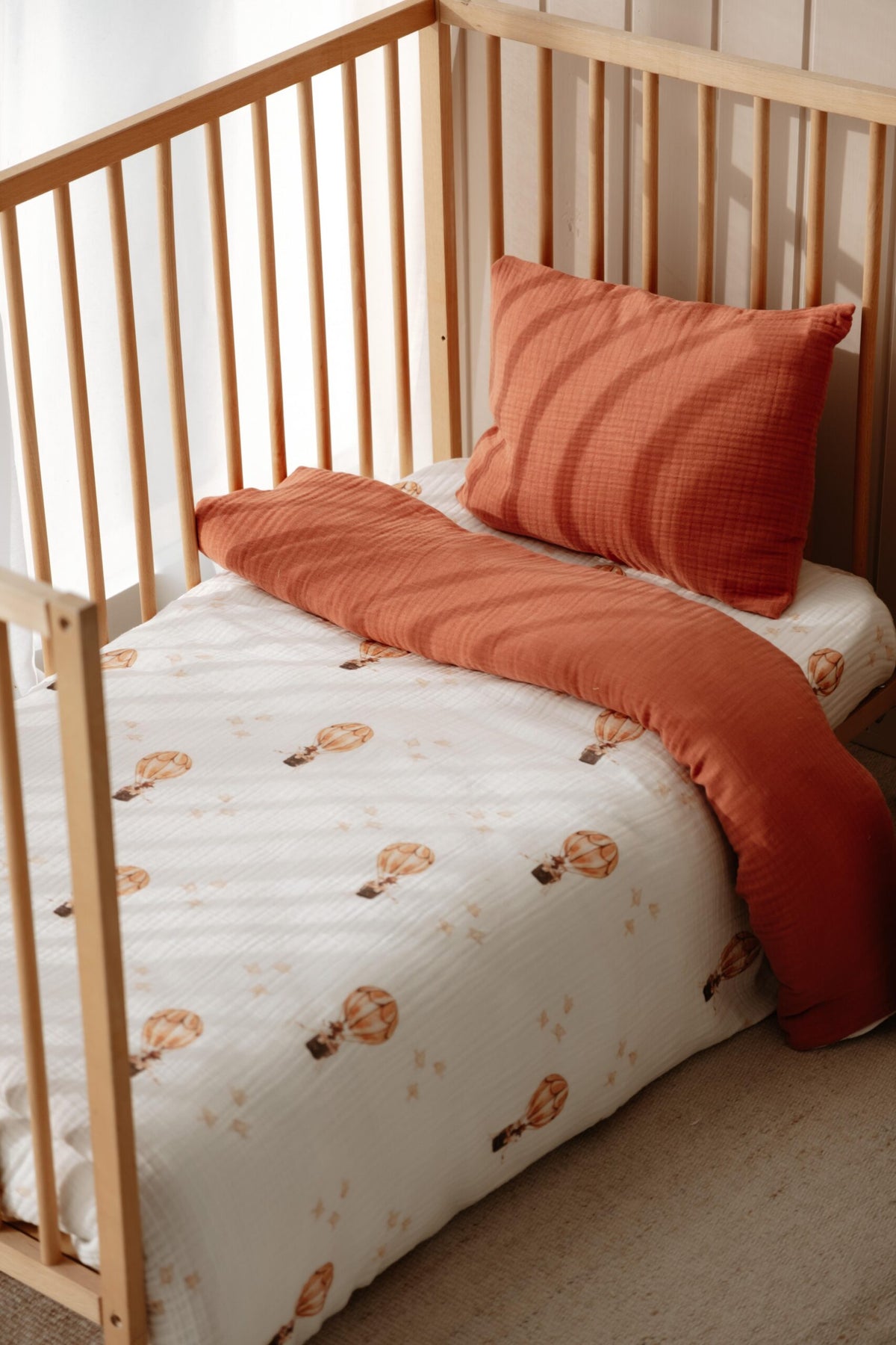 Brick Muslin Bedding Set by Dos Junior