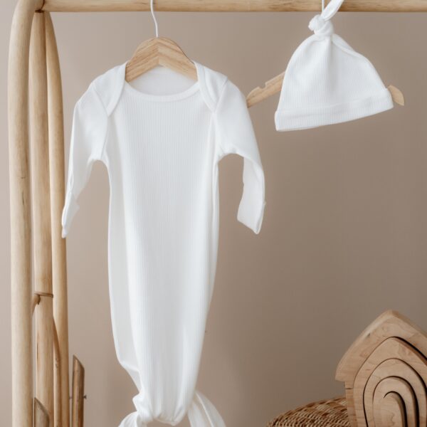 Cotton Newborn Pure Knotted Gown & Hat Set